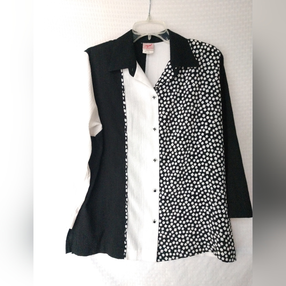 Graff Blouse Shirt Oversized Black White Color Block USA Size Medium Chest 42"